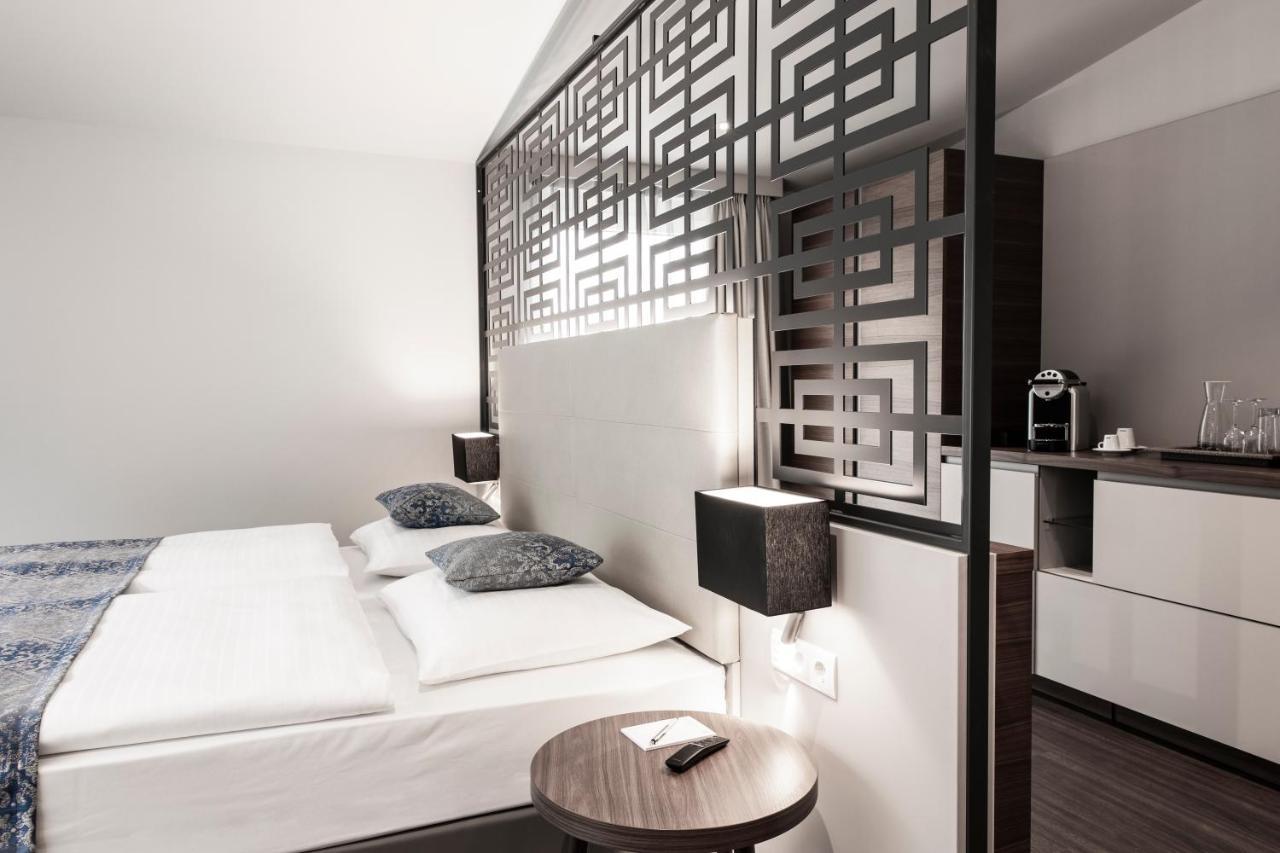 Nuhr Medical - Hotel & Restaurant Senftenberg ภายนอก รูปภาพ