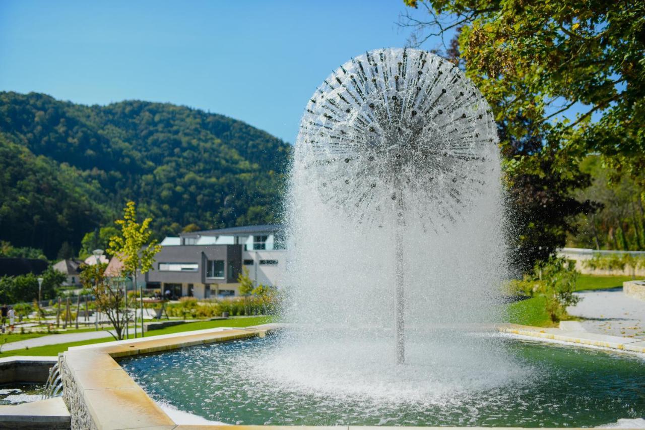 Nuhr Medical - Hotel & Restaurant Senftenberg ภายนอก รูปภาพ